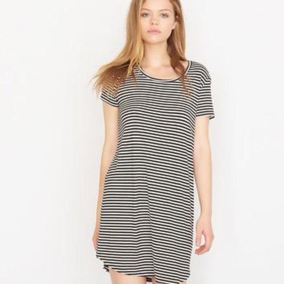Garage Dresses & Skirts - Garage Striped T-shirt Dress